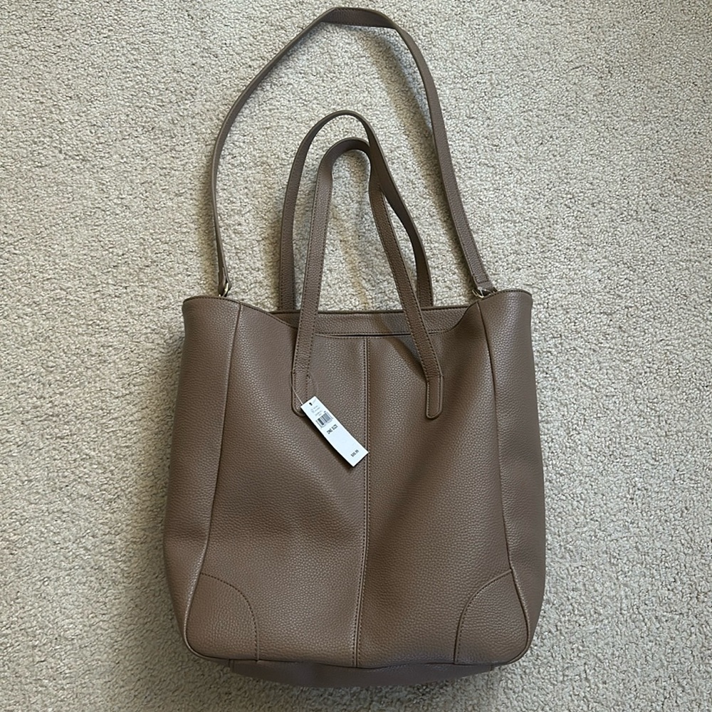 Banana Republic purse, brand new with tags